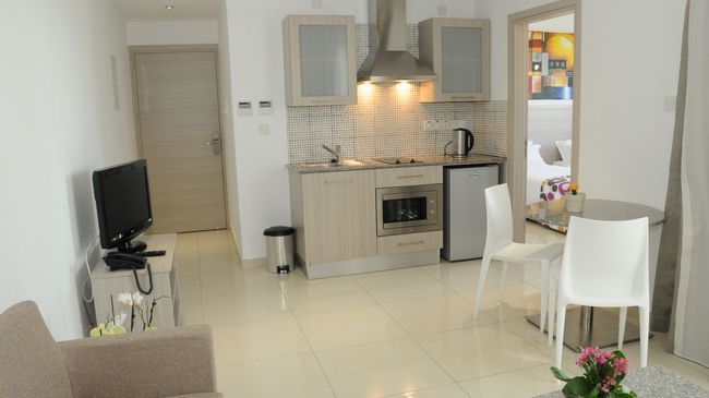 Frixos Suites Hotel Apts Voroklini Logotipo foto